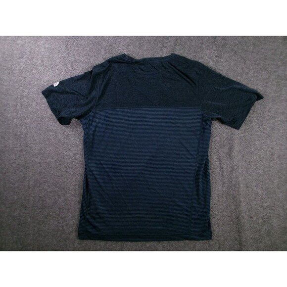 The North Face Shirt Mens S FlashDry Pocket Short Sleeve Navy Striped Tee - Picture 11 of 12